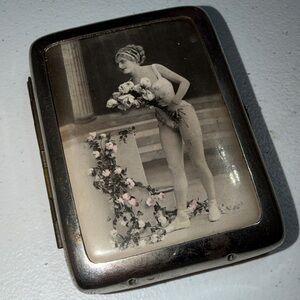 1920 Antique Cigarette Case Pinup Bathing suit (1)